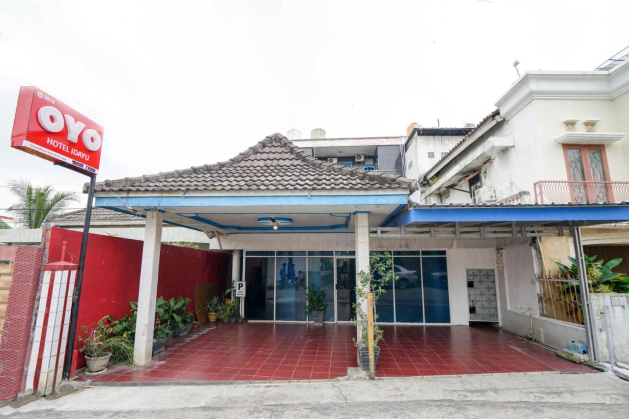 Oyo 2876 Hotel Idayu Palembang Buitenkant foto